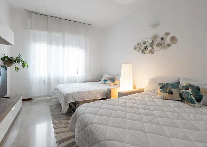 San Siro Big House Wifi Netflix Free Parking