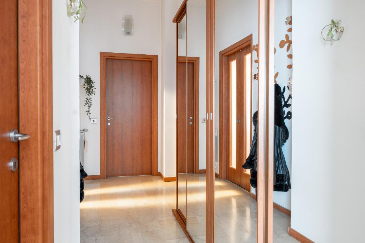 San Siro Big House Wifi Netflix Free Parking Appartement